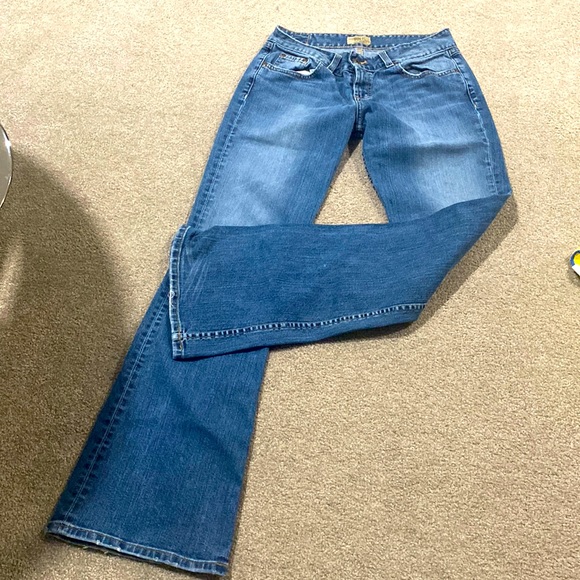 BKE JEANS - Picture 1 of 3